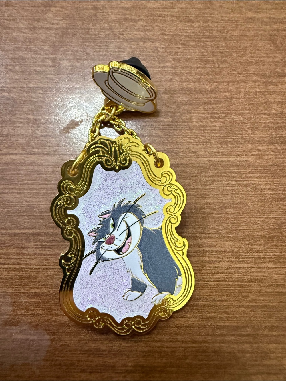 Box lunch Cinderella Lucifer pin